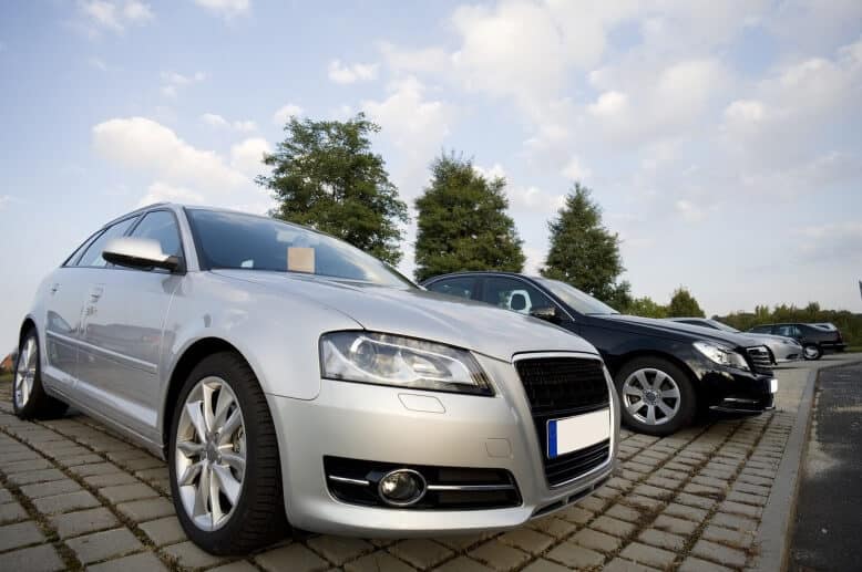 14 Most Important Things to Check Before Buying a Used Car